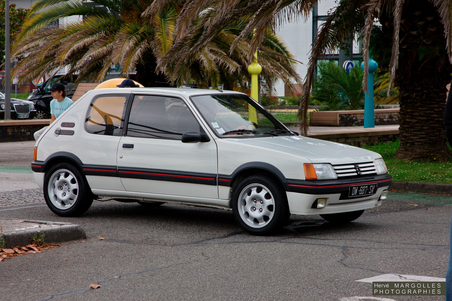 Peugeot 205 GTi-02.jpg